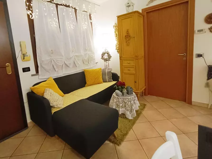 Immagine 5 di Appartamento in vendita  a Pontedera