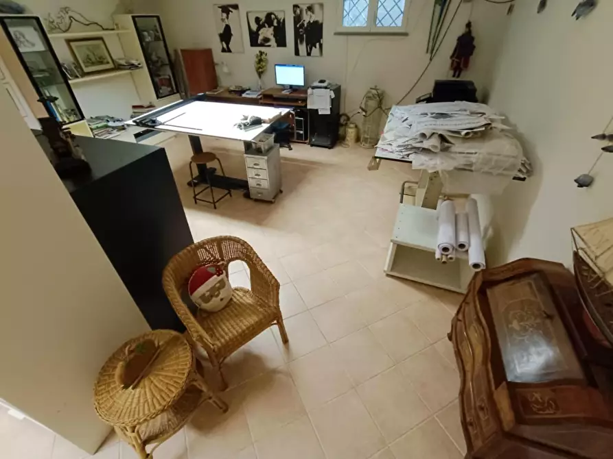 Immagine 13 di Appartamento in vendita  a Pontedera