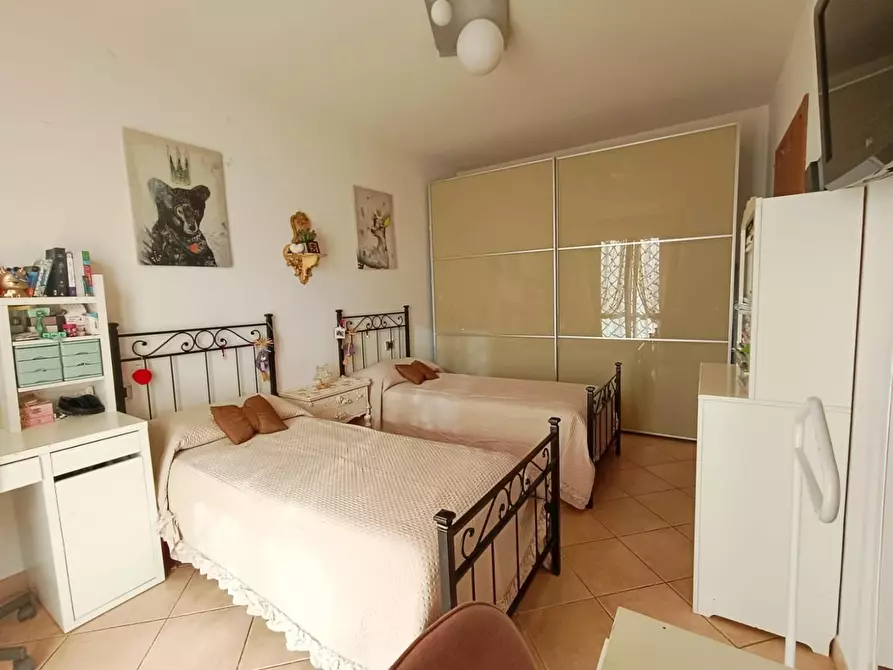 Immagine 8 di Appartamento in vendita  a Pontedera