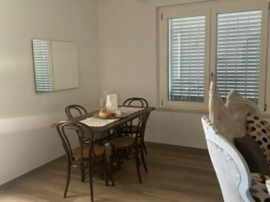 Immagine 5 di Villetta a schiera in affitto  a Massa