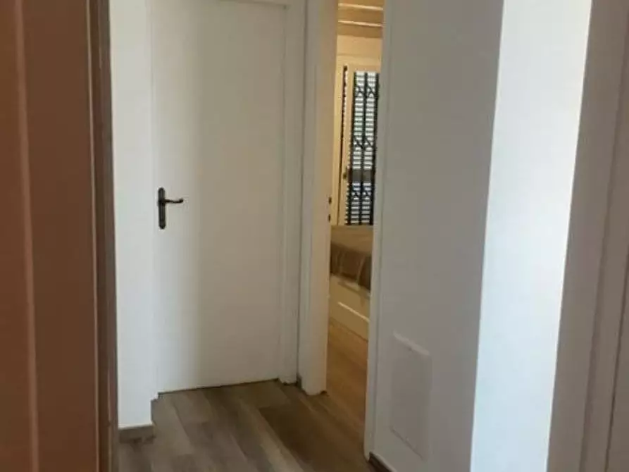 Immagine 15 di Villetta a schiera in affitto  a Massa