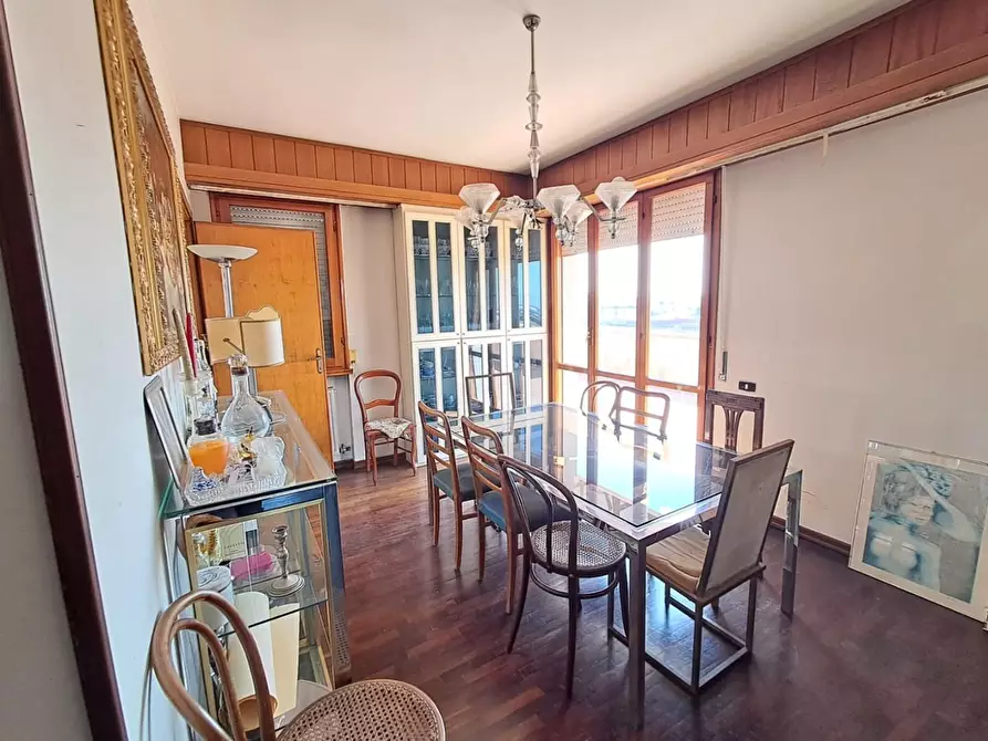 Immagine 10 di Mansarda in vendita  a Pontedera