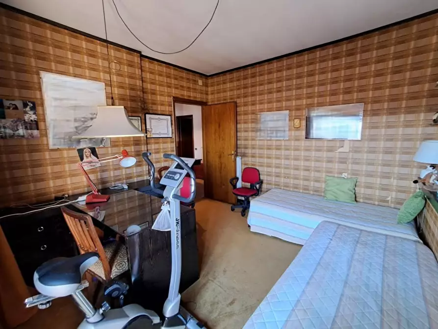 Immagine 25 di Mansarda in vendita  a Pontedera