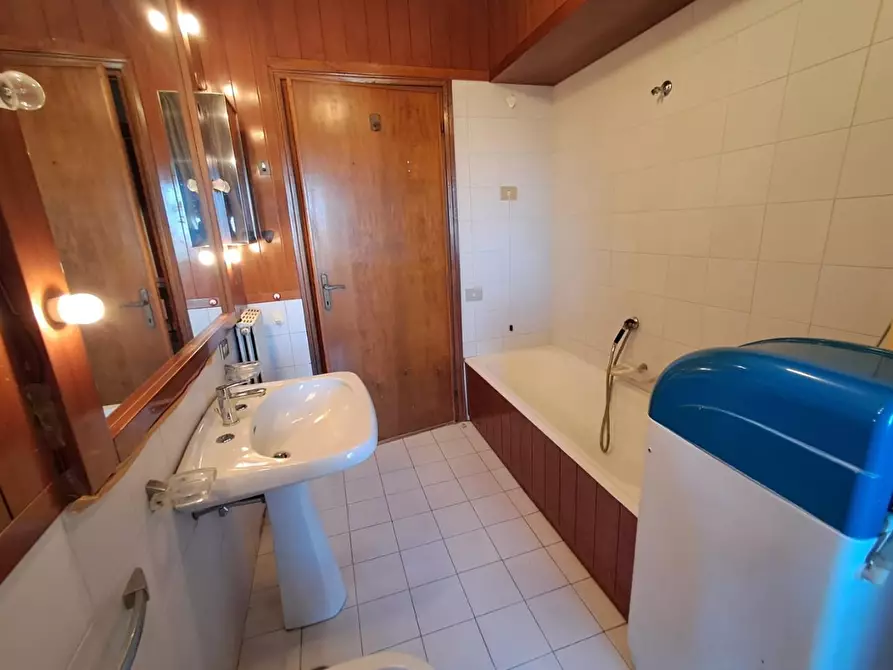 Immagine 23 di Mansarda in vendita  a Pontedera