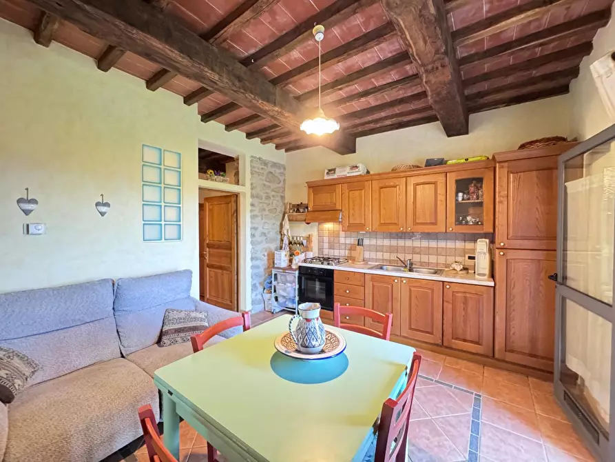 Immagine 17 di Appartamento in vendita  a Lamporecchio