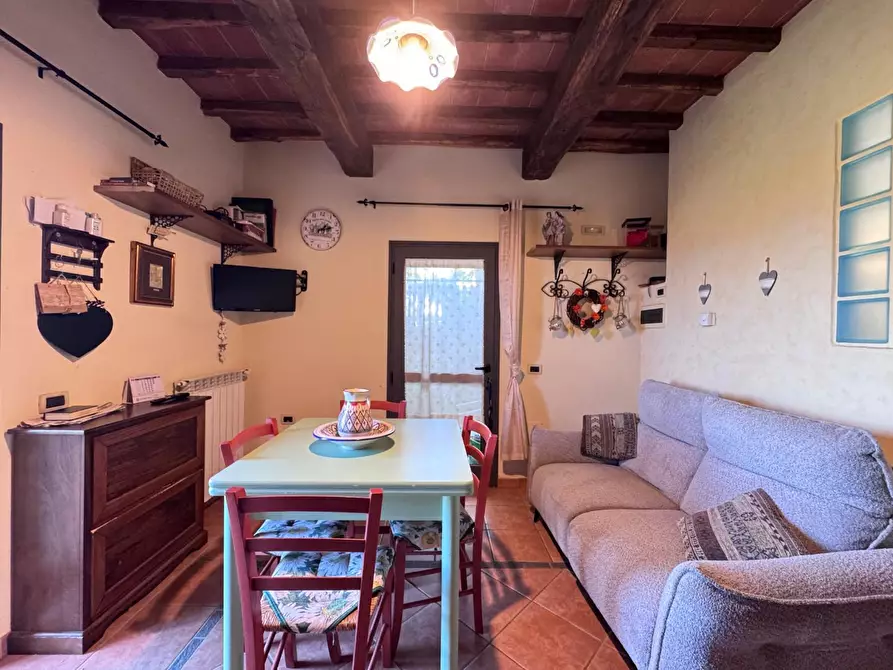 Immagine 12 di Appartamento in vendita  a Lamporecchio