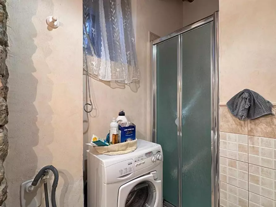 Immagine 19 di Appartamento in vendita  a Lamporecchio