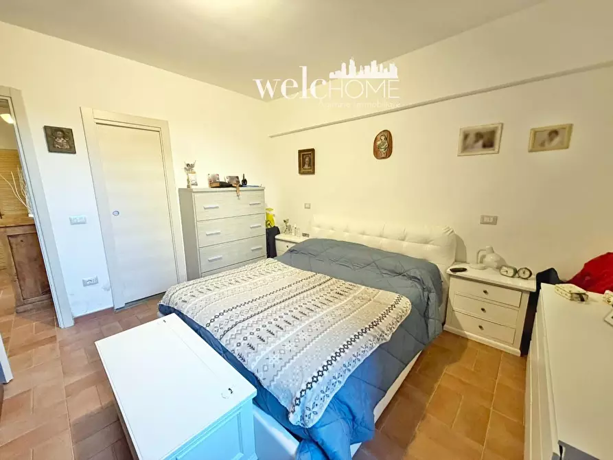 Immagine 13 di Appartamento in vendita  a Campi Bisenzio