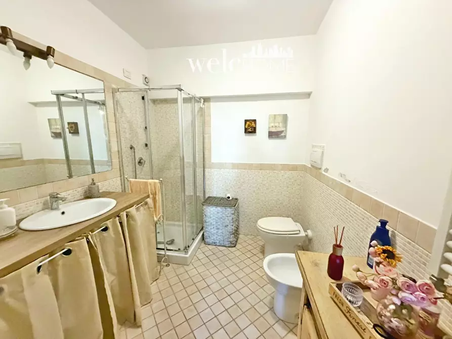 Immagine 23 di Appartamento in vendita  a Campi Bisenzio