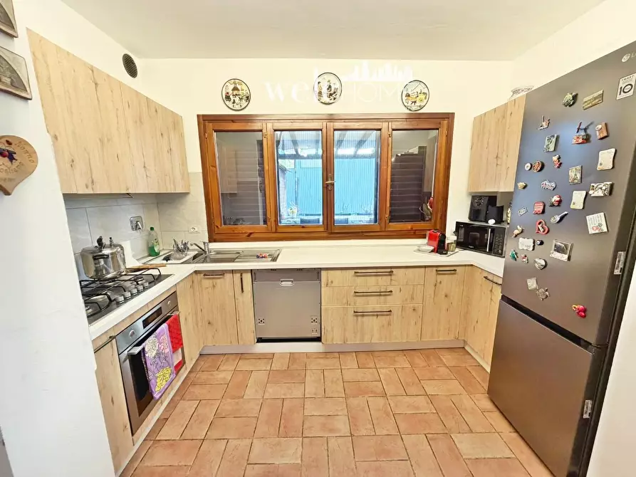 Immagine 8 di Appartamento in vendita  a Campi Bisenzio