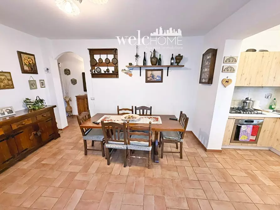 Immagine 9 di Appartamento in vendita  a Campi Bisenzio