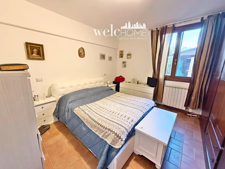 Immagine 14 di Appartamento in vendita  a Campi Bisenzio