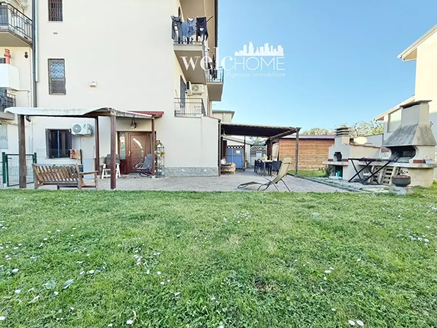 Immagine 27 di Appartamento in vendita  a Campi Bisenzio