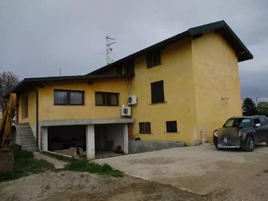 Immagine 2 di Appartamento in vendita  a Ossona