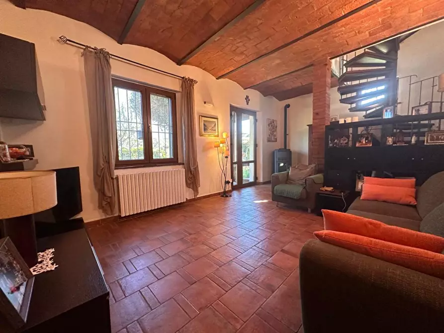 Immagine 6 di Rustico / casale in vendita  a Cascina