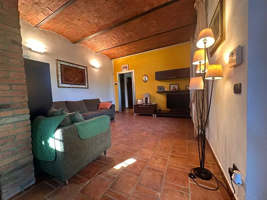 Immagine 8 di Rustico / casale in vendita  a Cascina