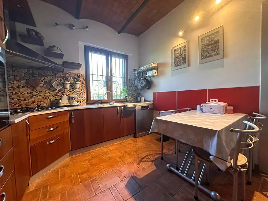 Immagine 12 di Rustico / casale in vendita  a Cascina