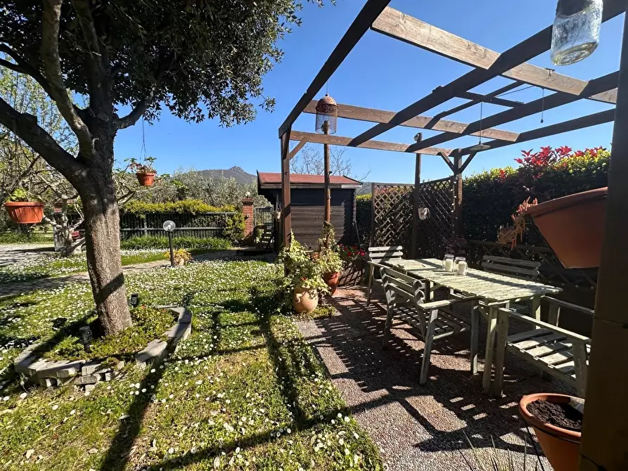 Immagine 40 di Rustico / casale in vendita  a Cascina