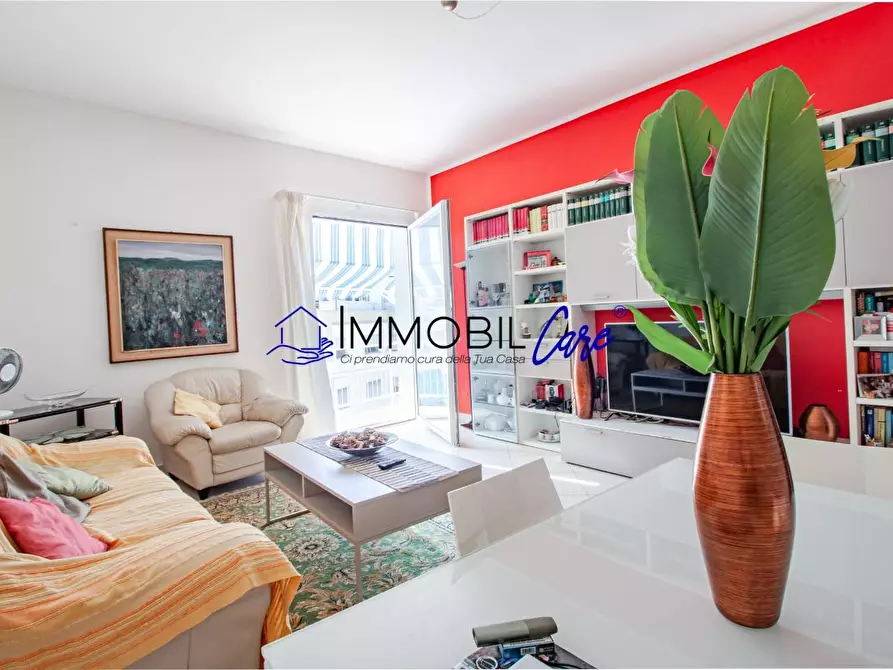 Immagine 2 di Appartamento in vendita  a Livorno