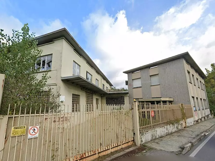 Immagine 1 di Capannone industriale in vendita  a Besana In Brianza