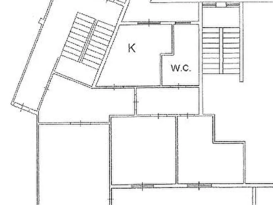 Immagine 1 di Appartamento in vendita  a Carrara