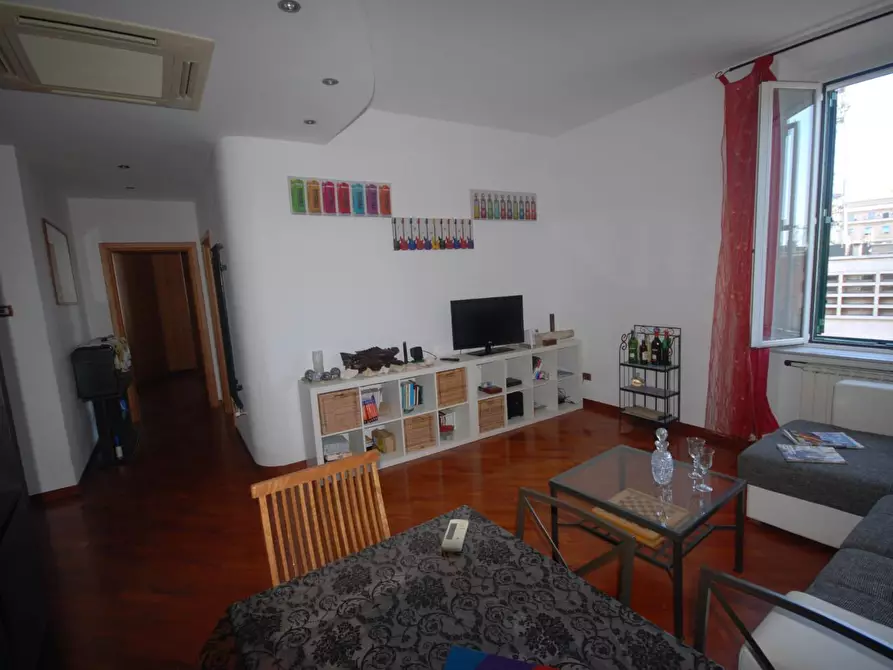 Immagine 6 di Appartamento in vendita  a Livorno