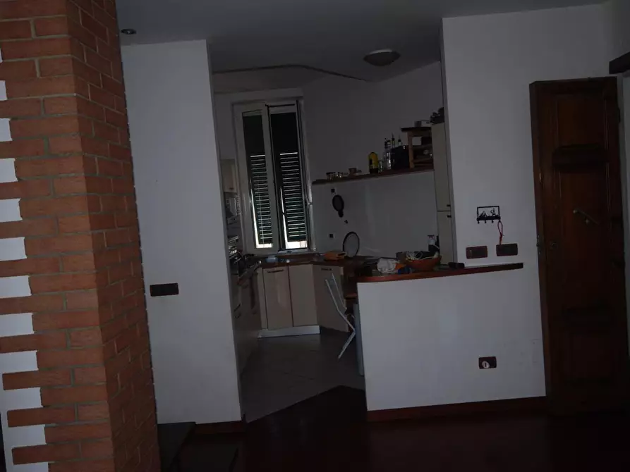 Immagine 8 di Appartamento in vendita  a Livorno