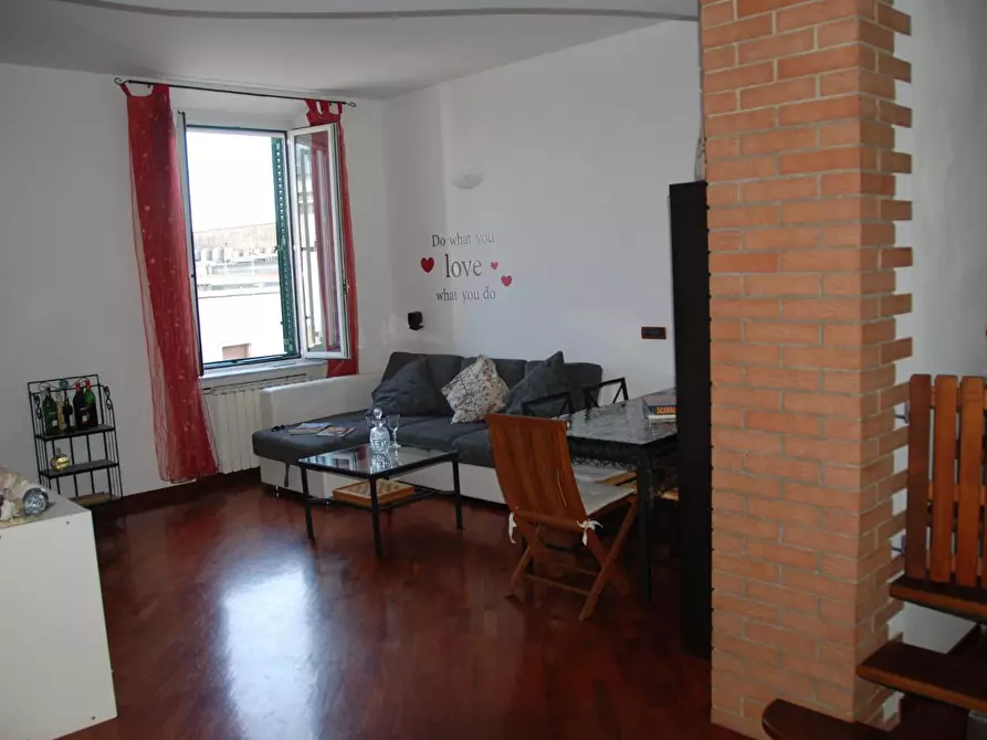 Immagine 23 di Appartamento in vendita  a Livorno