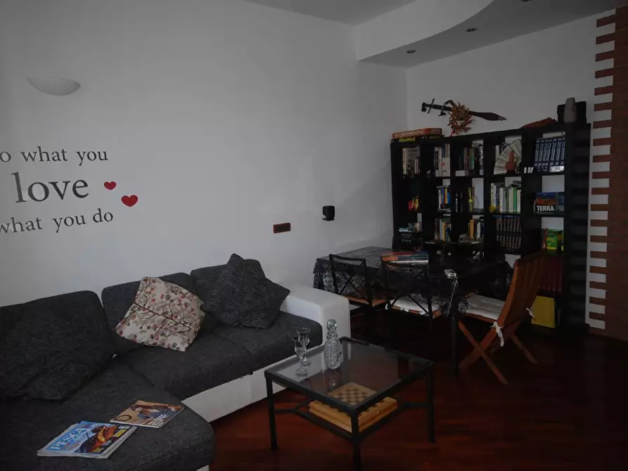 Immagine 5 di Appartamento in vendita  a Livorno