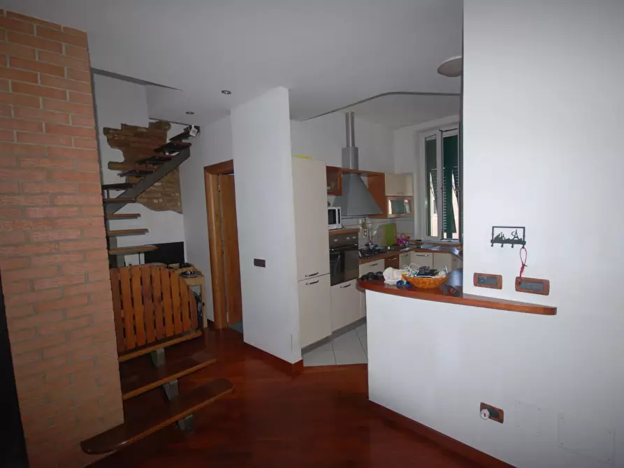 Immagine 14 di Appartamento in vendita  a Livorno