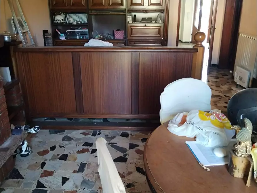 Immagine 12 di Casa bifamiliare in vendita  a Massa