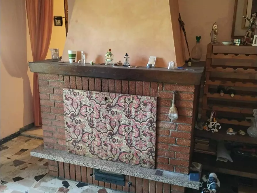 Immagine 11 di Casa bifamiliare in vendita  a Massa