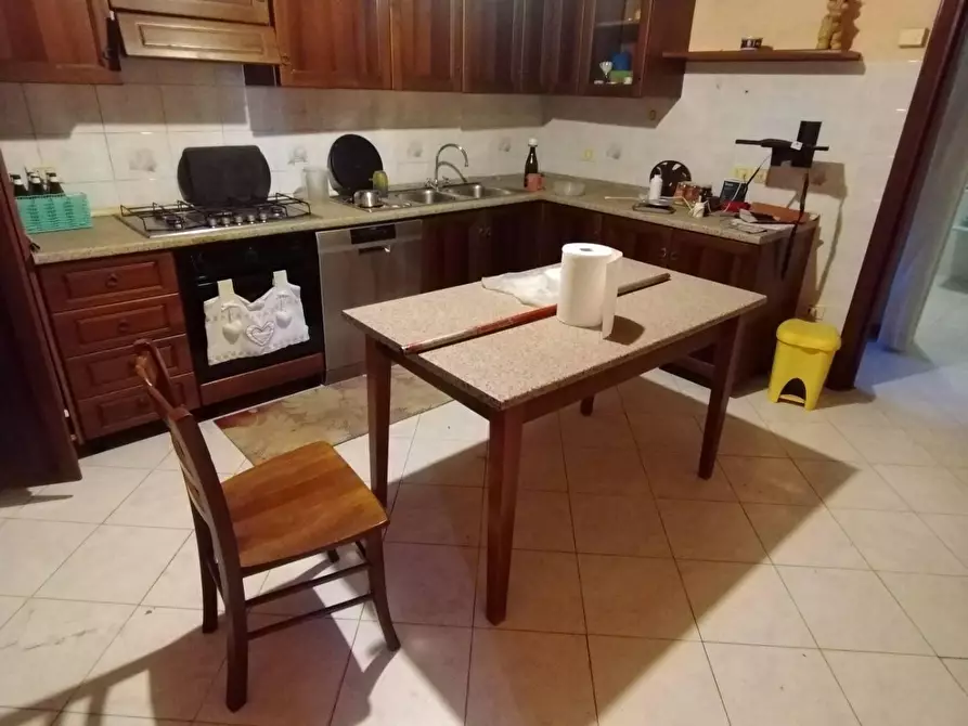 Immagine 21 di Casa bifamiliare in vendita  a Massa