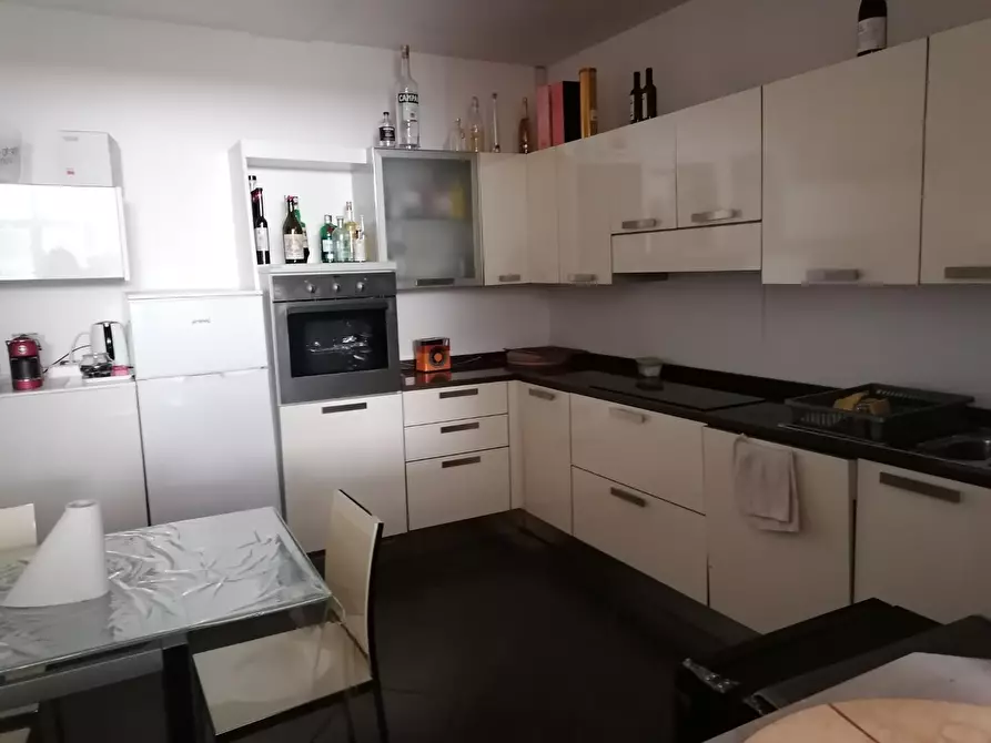 Immagine 8 di Capannone industriale in affitto  a Ponsacco