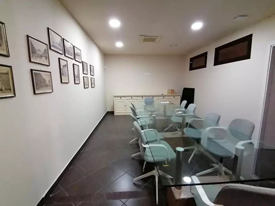 Immagine 1 di Capannone industriale in affitto  a Ponsacco