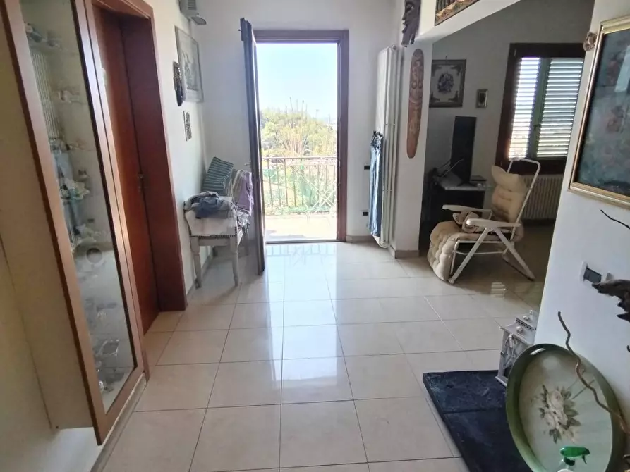 Immagine 11 di Appartamento in vendita  a Massa