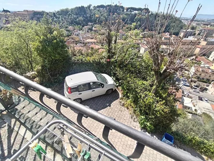 Immagine 9 di Appartamento in vendita  a Massa
