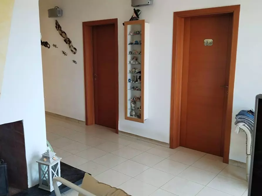 Immagine 15 di Appartamento in vendita  a Massa