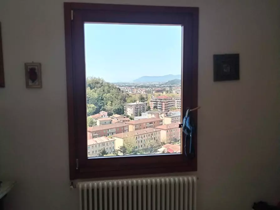 Immagine 20 di Appartamento in vendita  a Massa