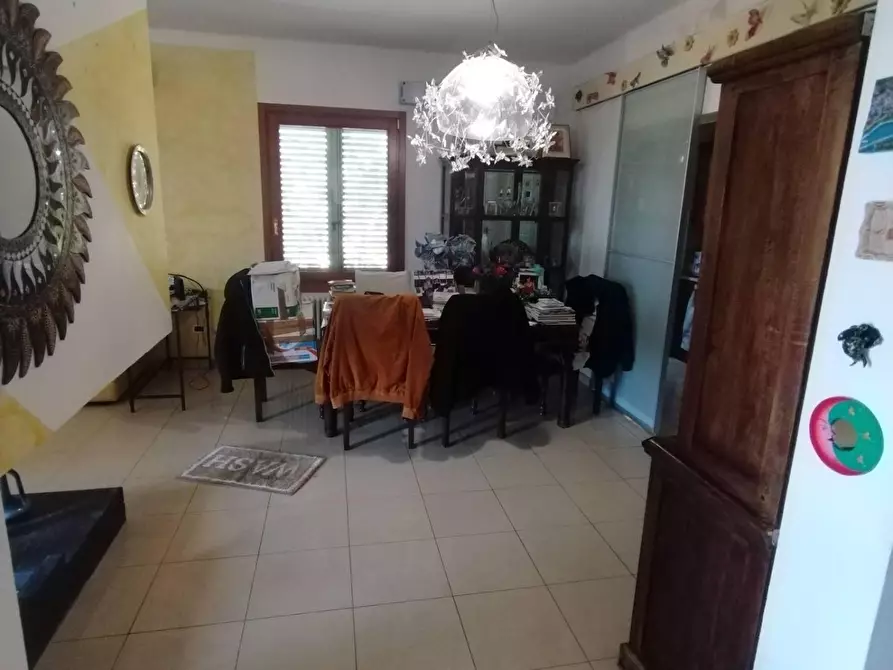 Immagine 12 di Appartamento in vendita  a Massa