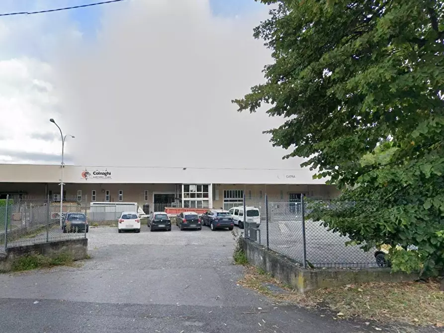 Immagine 1 di Capannone industriale in vendita  a Besana In Brianza