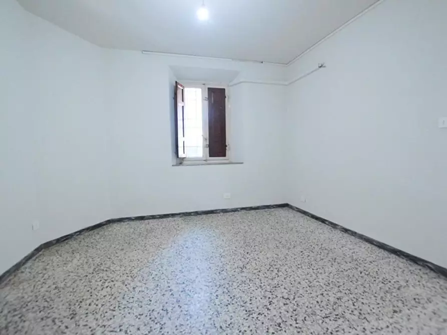 Immagine 6 di Villa in vendita  a Lucca