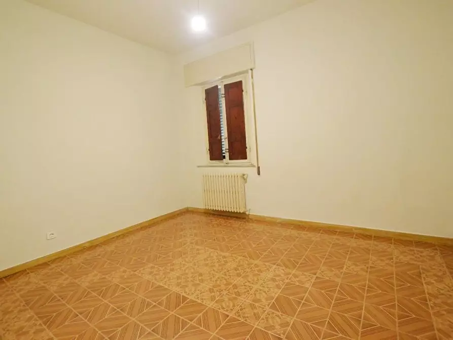 Immagine 14 di Villa in vendita  a Lucca