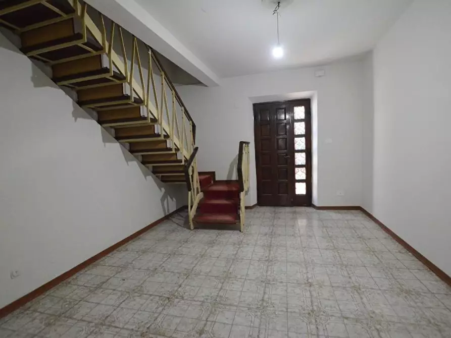 Immagine 4 di Villa in vendita  a Lucca