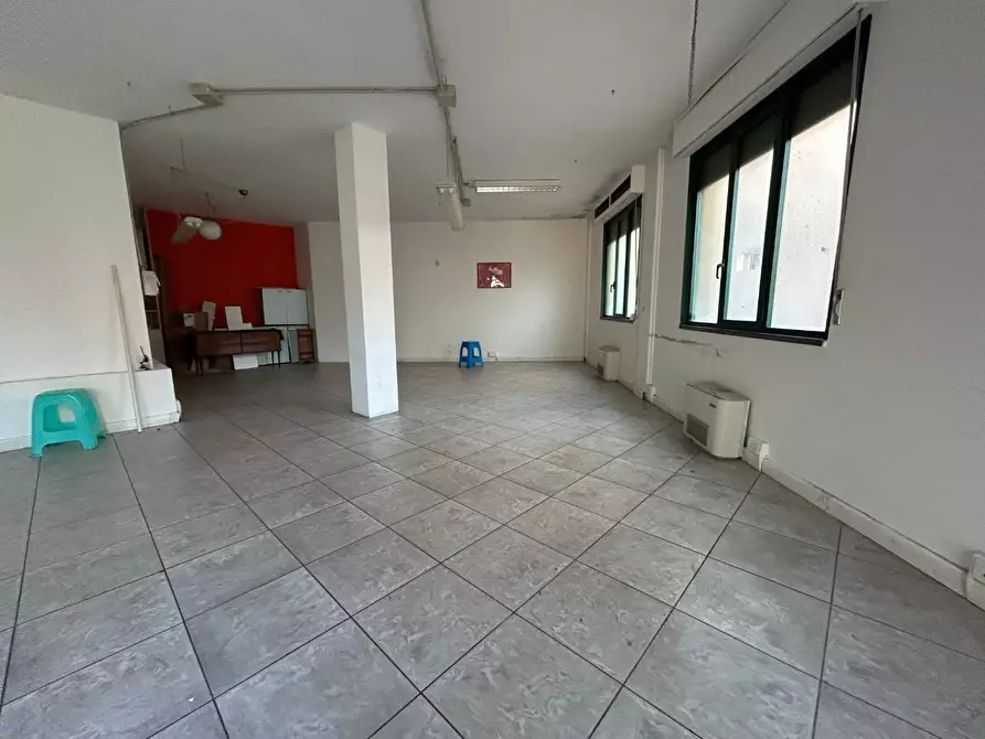 Immagine 2 di Loft/Open space in vendita  a Empoli