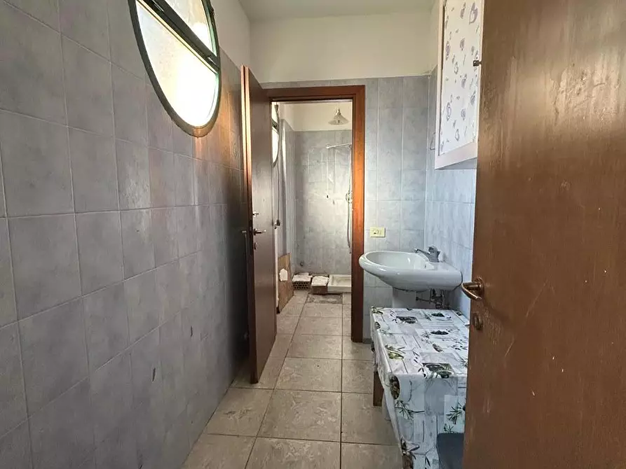 Immagine 6 di Loft/Open space in vendita  a Empoli