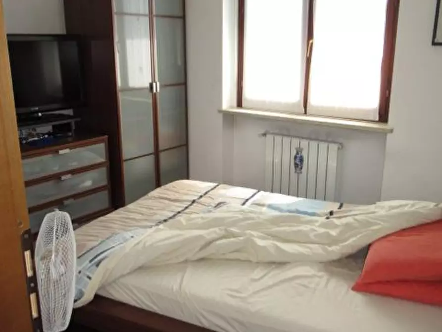 Immagine 9 di Villa in vendita  a Parona