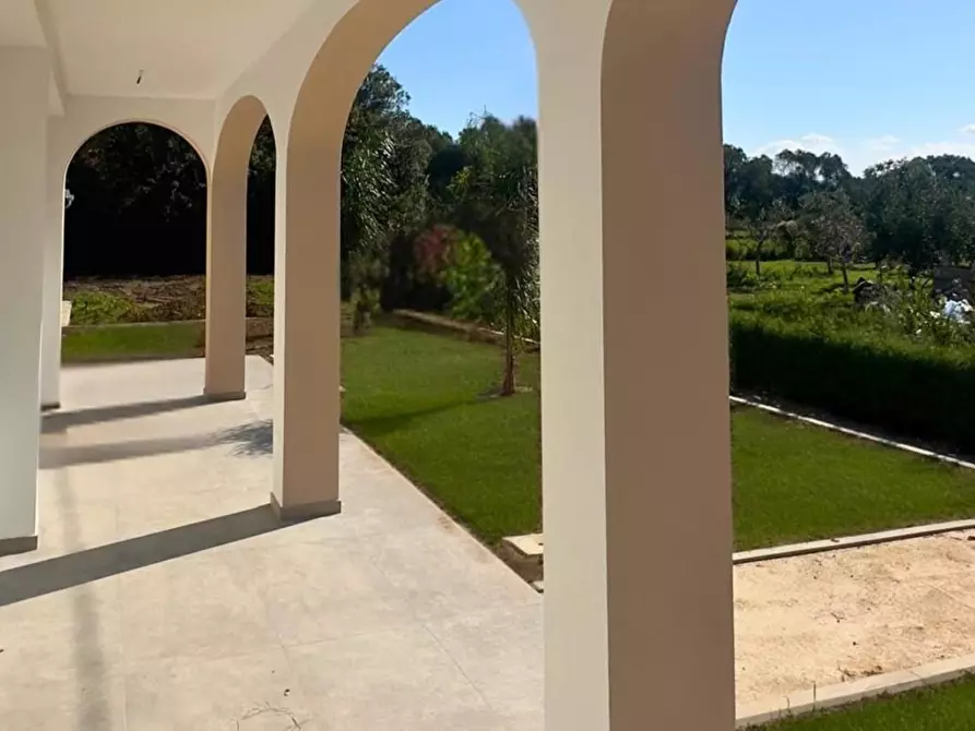 Immagine 9 di Villa in vendita  a Bibbona