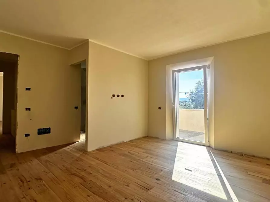 Immagine 5 di Villa in vendita  a Bibbona