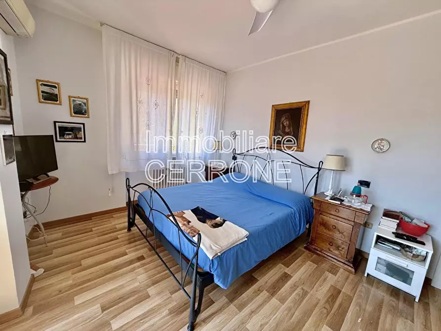 Immagine 27 di Appartamento in vendita  a Cecina